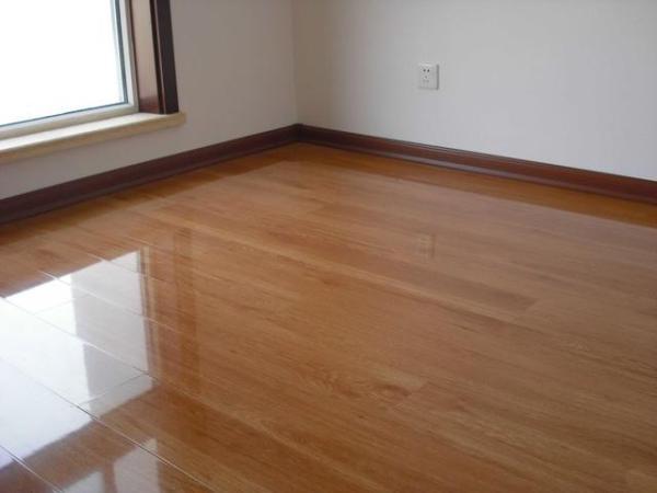 强化复合木地板尺寸说明强化地板选购技巧